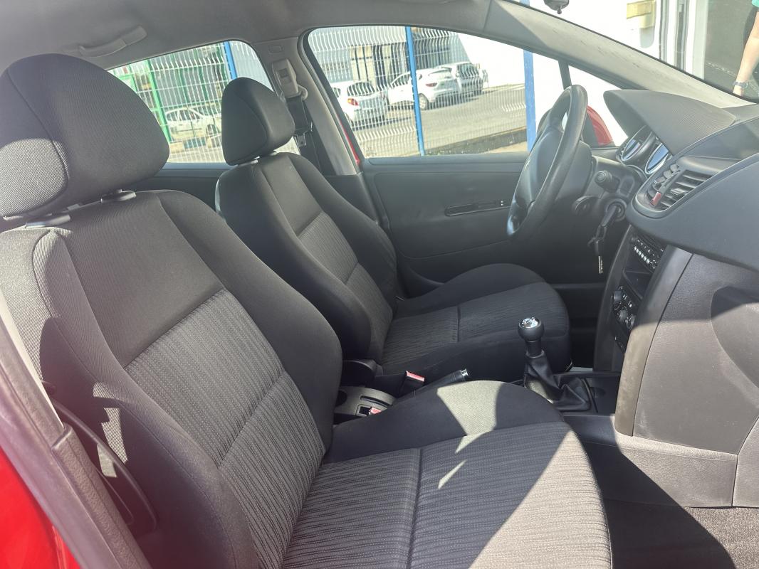 Peugeot 207 - 1.4 hdi 70cv